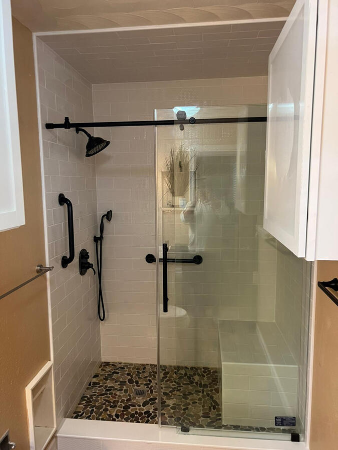 Extended Shower Area